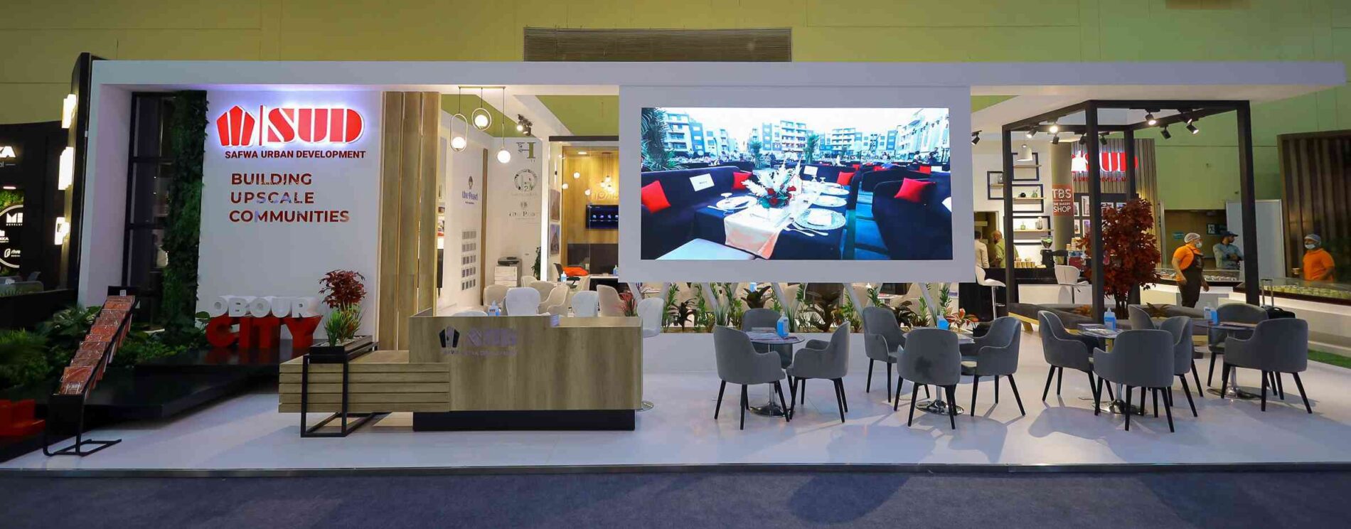 The SUD booth at the Next Move Exhibition 2022, featuring a modern design with sleek lines, innovative elements, and optimized lighting.