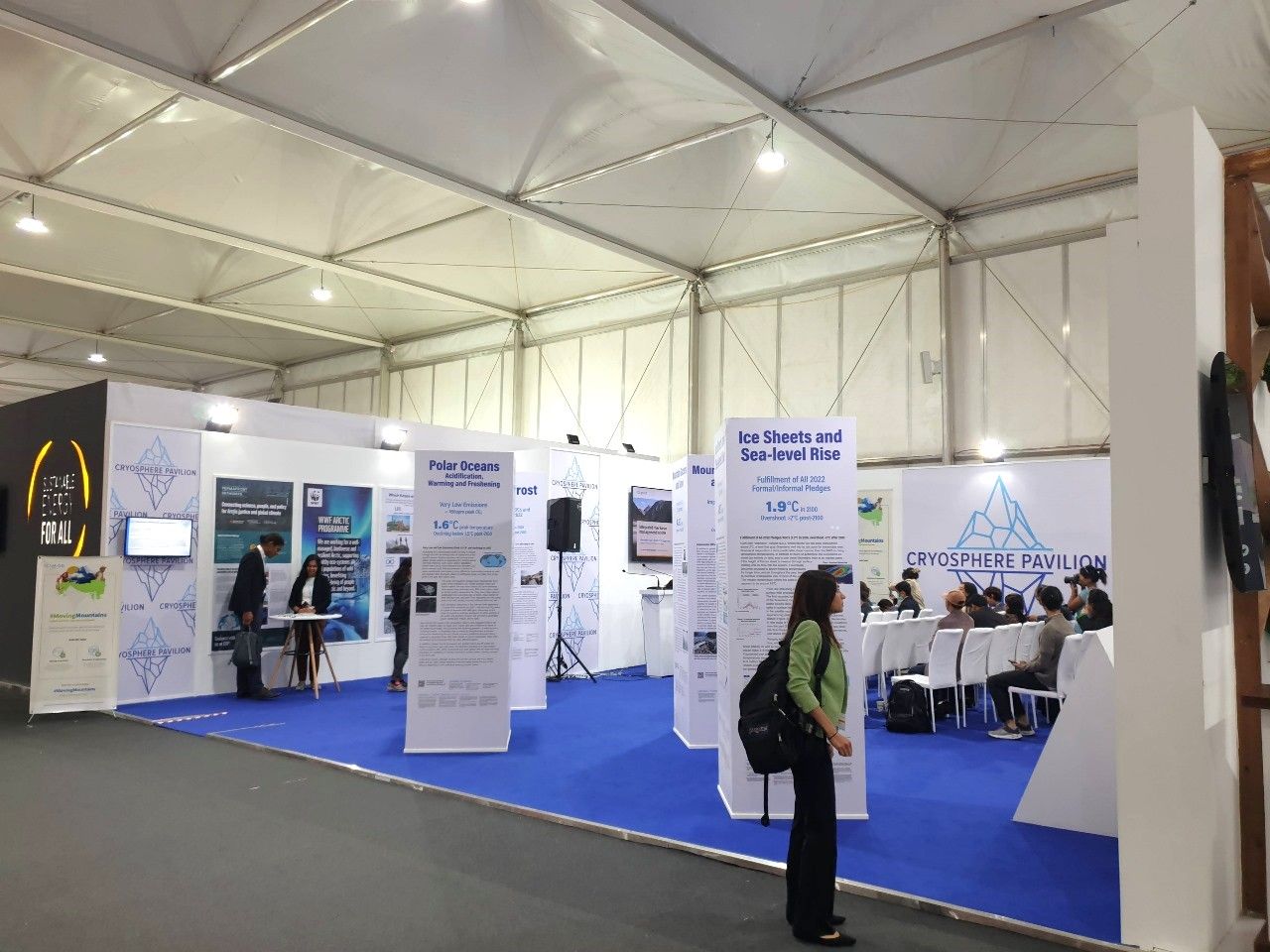 ICCI (Islamic Chamber of Commerce, Industry, and Agriculture) booth at COP27 in Sharm El Sheikh, featuring an elegant design with cultural elements, showcasing the chamber's efforts in promoting sustainable development and economic cooperation across member countries.