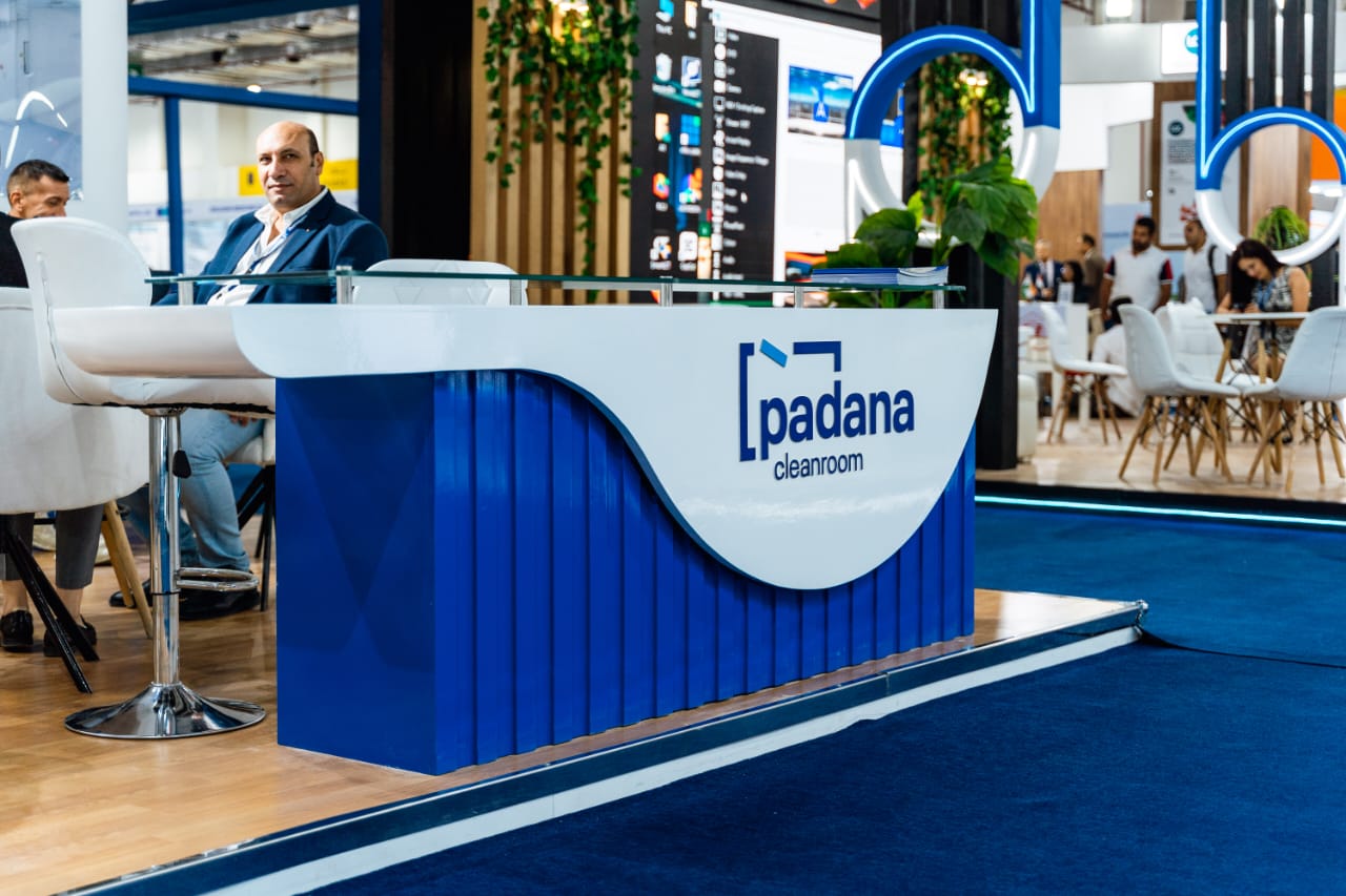 Padana Cleanroom booth at Pharmaconex 2024